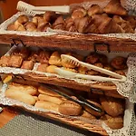 Hotel Lumieres Montmartre Paris