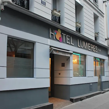 Hotel Lumières Montmartre Parigi