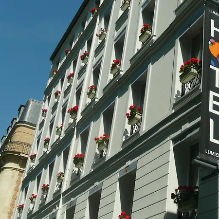 Lumières Montmartre Hotel Parigi