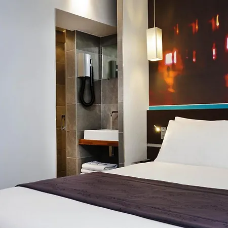 Hotel Lumières Montmartre 3*
