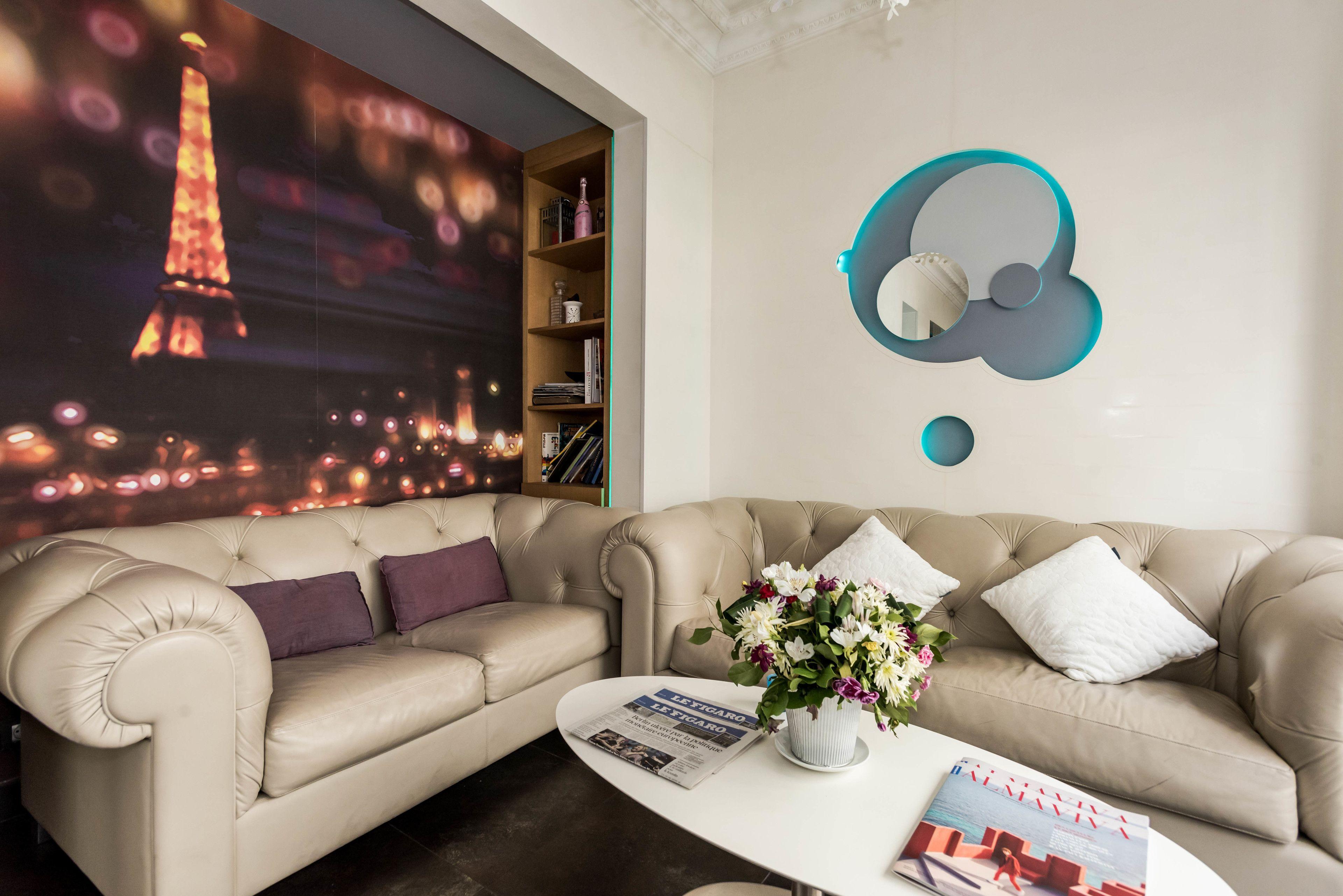 Hotel Lumieres Montmartre Paris