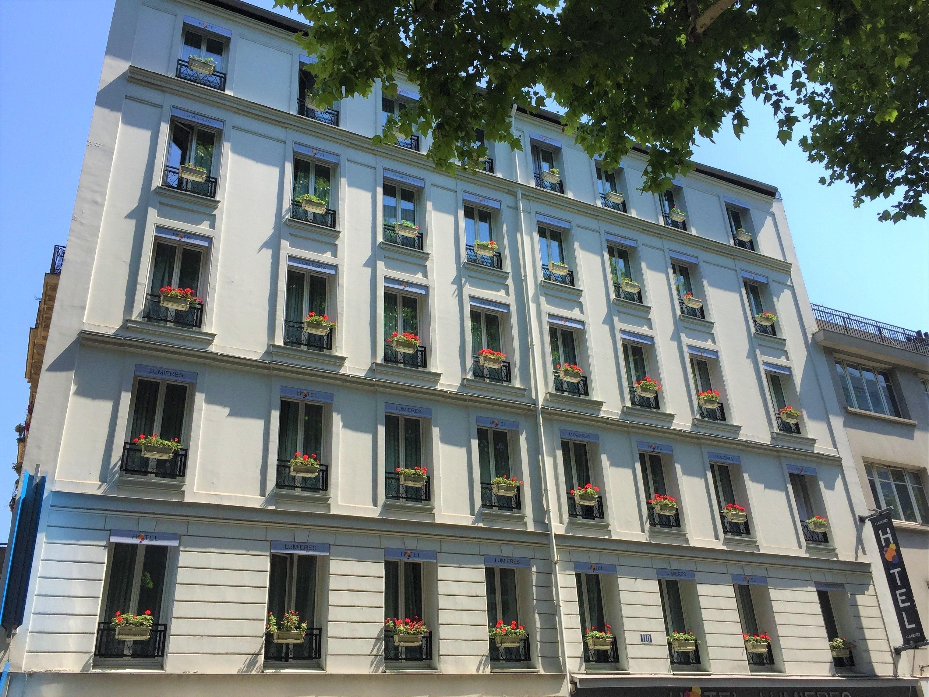 Hotel Lumieres Montmartre Paris
