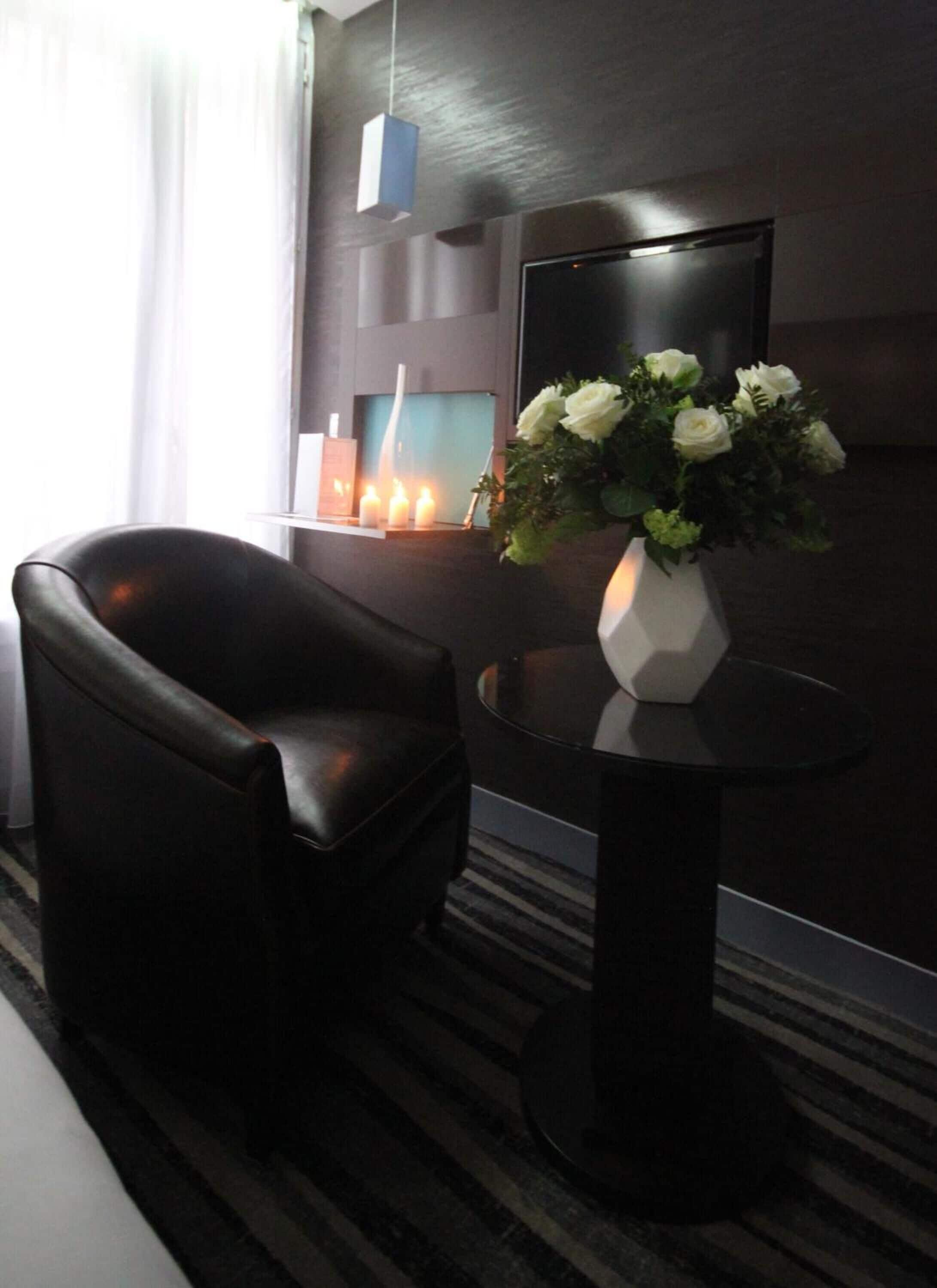 Lumieres Montmartre Paris