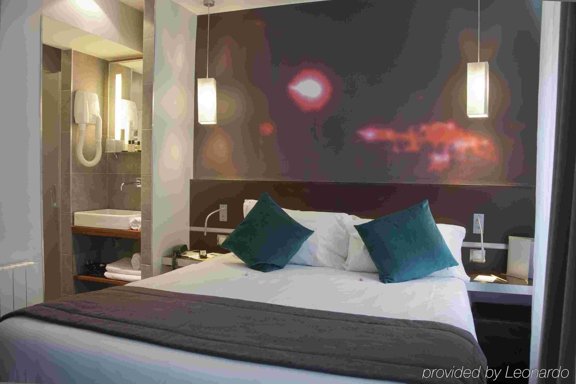 Lumières Montmartre Hotel Parigi