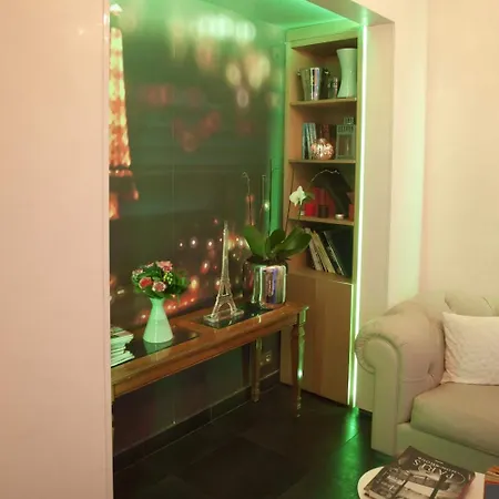 Lumieres Montmartre Hotel 3*