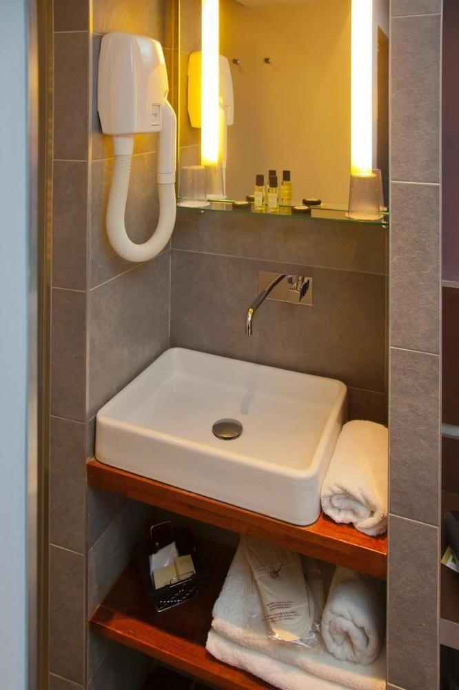 Lumières Montmartre 3* Parigi